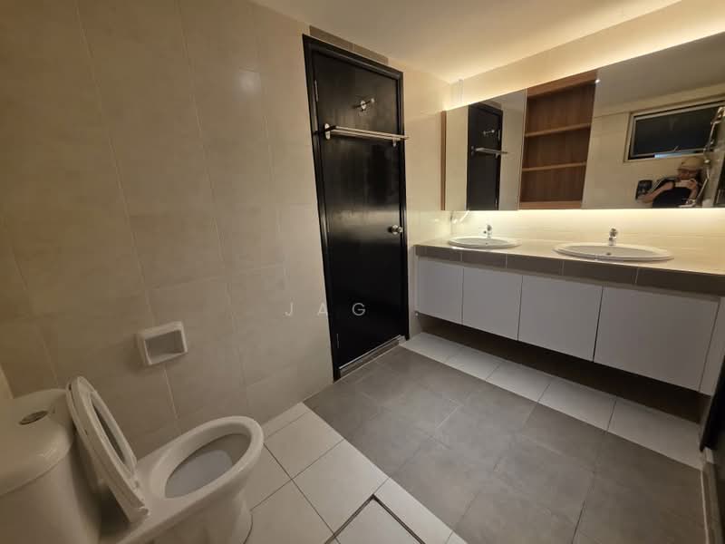 Condominium for Rent at Armanee Terrace - Jag . - Bathroom - PropertyGuru.com.my