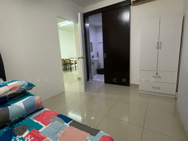 Service Residence for Sale at Trefoil @ Setia City - Yap Chean Chong - Bedroom - PropertyGuru.com.my