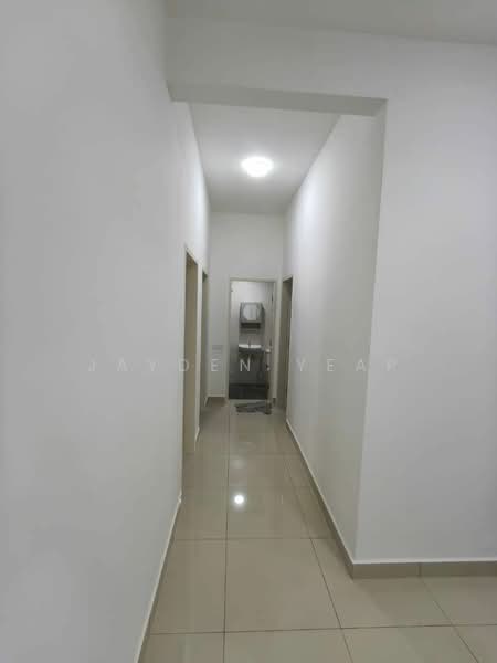 Servis Apartment untuk Disewa di Bandar Cassia (Batu Kawan) - Jayden Yeap - Corridor - PropertyGuru.com.my