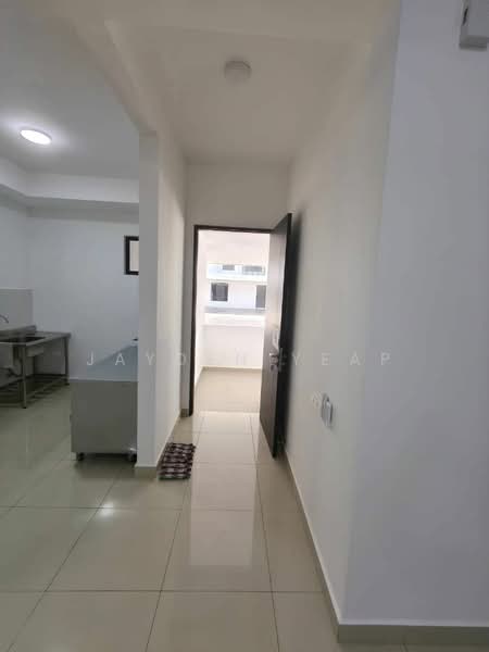 Servis Apartment untuk Disewa di Bandar Cassia (Batu Kawan) - Jayden Yeap - Corridor - PropertyGuru.com.my