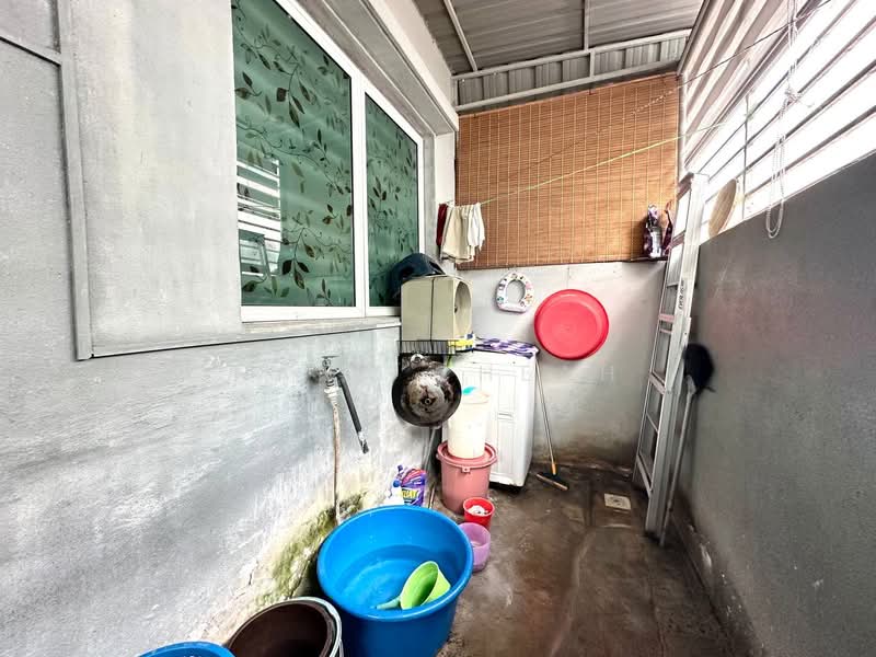 Rumah Teres 2 Tingkat untuk Dijual di Taman Seri Jaromas (Jenjarom) - Nana Cheah - Exterior - PropertyGuru.com.my