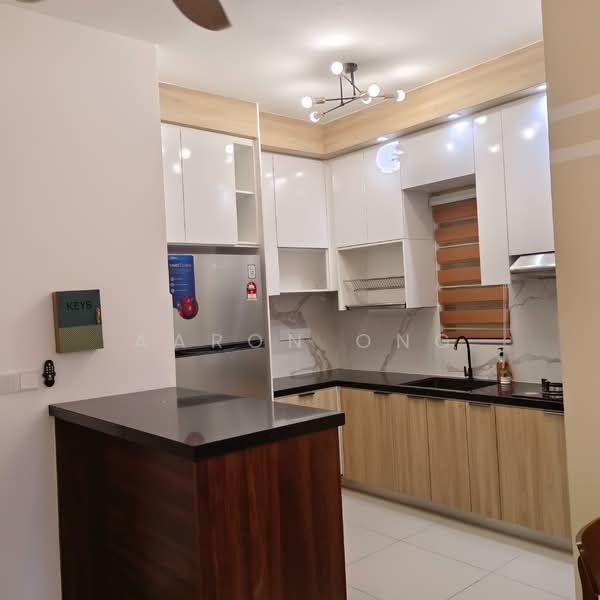 Kondominium untuk Disewa di Sky Awani Residensi 5 - Aaron Ong - Kitchen - PropertyGuru.com.my