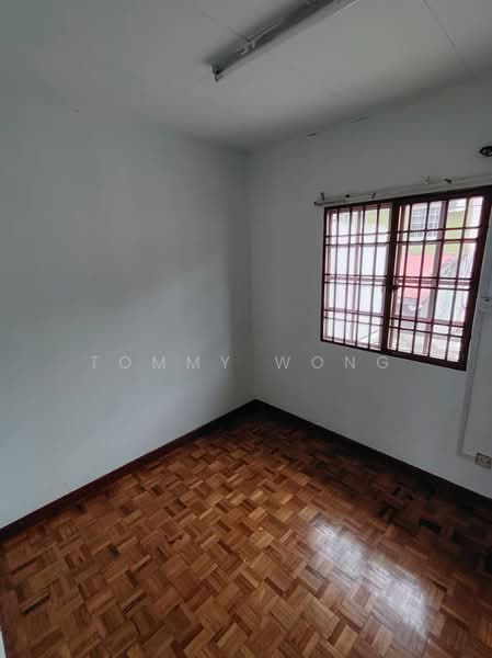 Rumah Teres 2 Tingkat untuk Disewa di Taman Puncak Jalil (Seri Kembangan) - Tommy Wong Phang - Interior - PropertyGuru.com.my