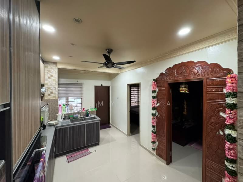 1-storey Terraced House for Sale in Taman Pelangi Semenyih (Semenyih) - Kimmy Chua - Kitchen - PropertyGuru.com.my