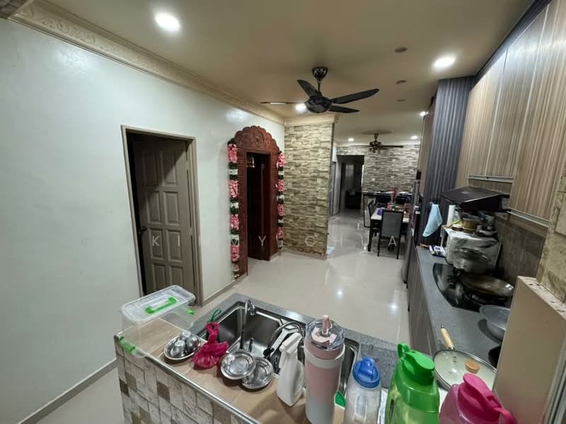 1-storey Terraced House for Sale in Taman Pelangi Semenyih (Semenyih) - Kimmy Chua - Kitchen - PropertyGuru.com.my