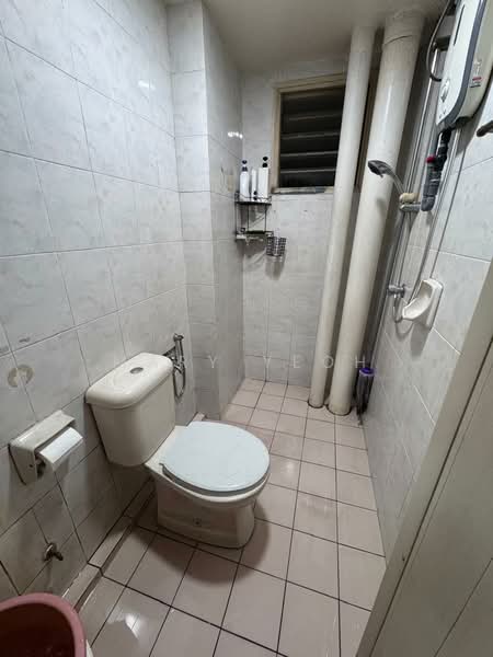 Condominium for Rent at Bintang Mas - Mary Yeoh - Bathroom - PropertyGuru.com.my