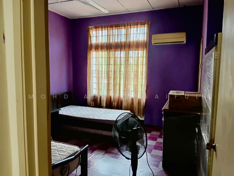 2-storey Terraced House for Sale in Bandar Mahkota Cheras (Cheras) - Mohd Aizat Saiful Bahri - Bedroom - PropertyGuru.com.my