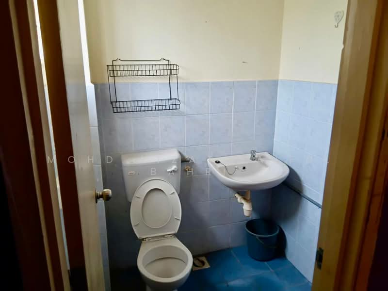 2-storey Terraced House for Sale in Bandar Mahkota Cheras (Cheras) - Mohd Aizat Saiful Bahri - Bathroom - PropertyGuru.com.my