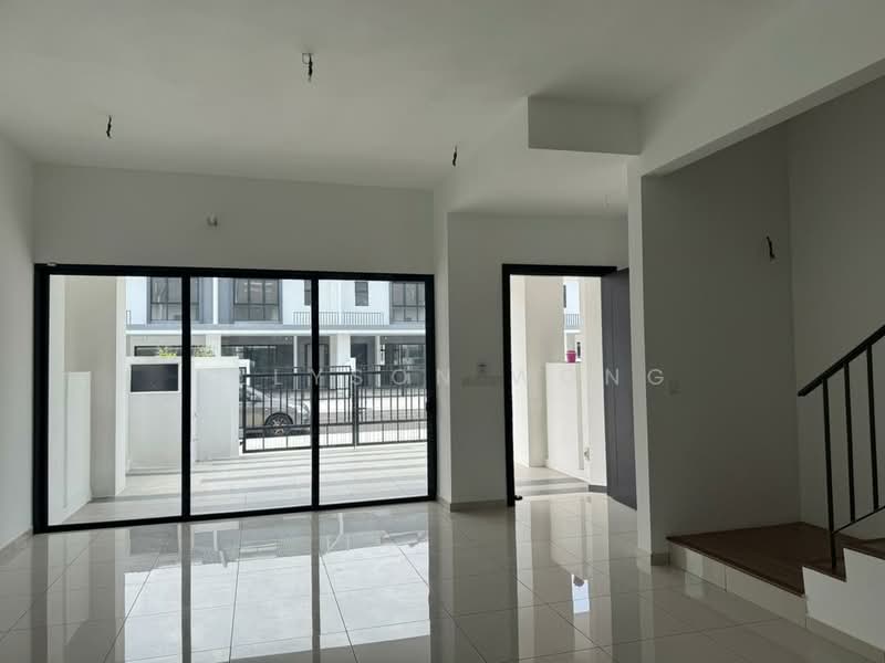 2-storey Terraced House for Sale in 16 Sierra (Puchong) - Allyson Wong - Living Room - PropertyGuru.com.my