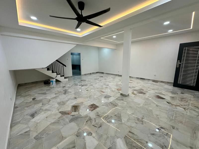 2-storey Terraced House for Sale in Taman Sri Pulai Perdana (Skudai) - Michael Yeo - Living Room - PropertyGuru.com.my