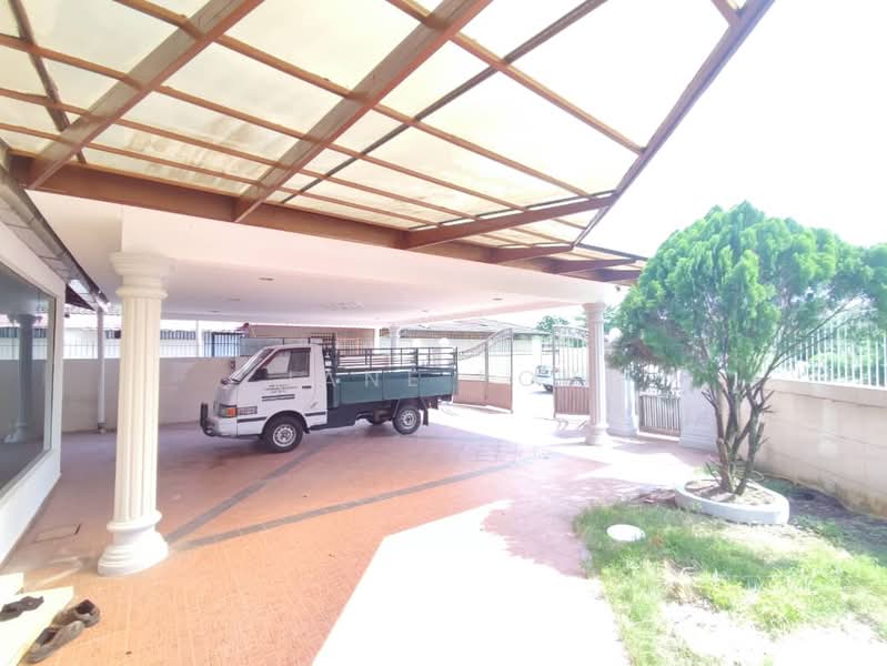 2-storey Terraced House for Rent in Taman Lapangan Ria (Ipoh) - Jane Poh - Exterior - PropertyGuru.com.my