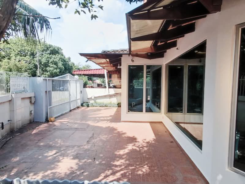 2-storey Terraced House for Rent in Taman Lapangan Ria (Ipoh) - Jane Poh - Exterior - PropertyGuru.com.my