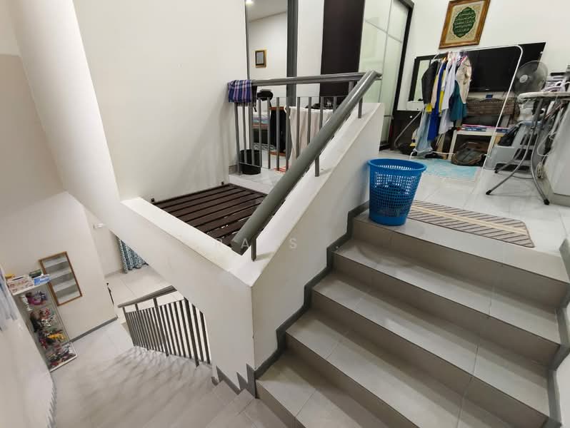 2-storey Terraced House for Sale in Bandar Warisan Puteri (Ampangan) - RAIS . - PropertyGuru.com.my
