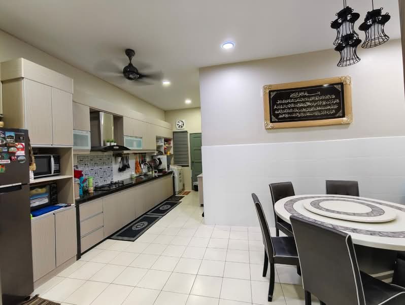 2-storey Terraced House for Sale in Bandar Warisan Puteri (Ampangan) - RAIS . - PropertyGuru.com.my