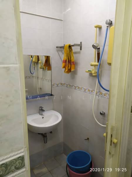 Pangsapuri untuk Disewa di Arena Green - Martin Lim - Bathroom - PropertyGuru.com.my