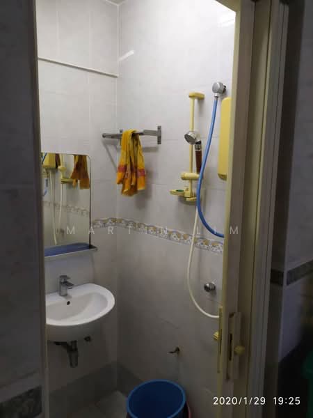 Pangsapuri untuk Disewa di Arena Green - Martin Lim - Bathroom - PropertyGuru.com.my