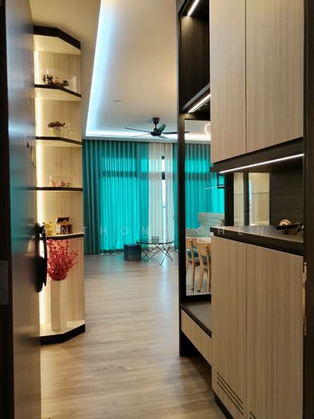 Kondominium untuk Dijual di Bay Point @ Country Garden Danga Bay - Anthony Chen - Living Room - PropertyGuru.com.my