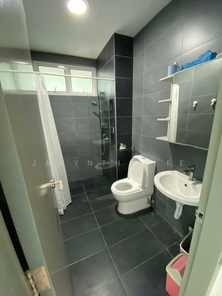 Kondominium untuk Dijual di Setia Pinnacle - Jacyntha Lee - Bathroom - PropertyGuru.com.my