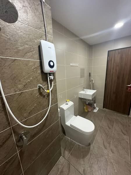 Servis Apartment untuk Dijual di Veranda Residence - Xin Yi - Bathroom - PropertyGuru.com.my