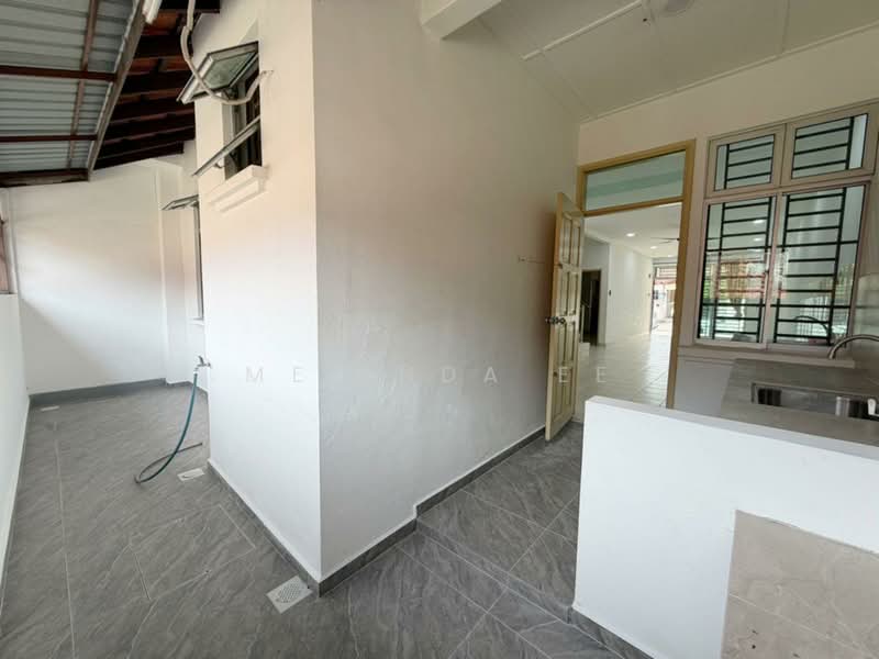 1.5-storey Terraced House for Sale in Taman Pelangi Indah (Ulu Tiram) - Melinda Ee - Interior - PropertyGuru.com.my