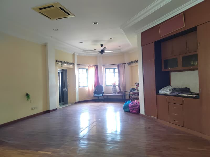 Rumah Banglo untuk Dijual di Taman Desa (Kuala Lumpur) - Wayne Lai - Living Room - PropertyGuru.com.my