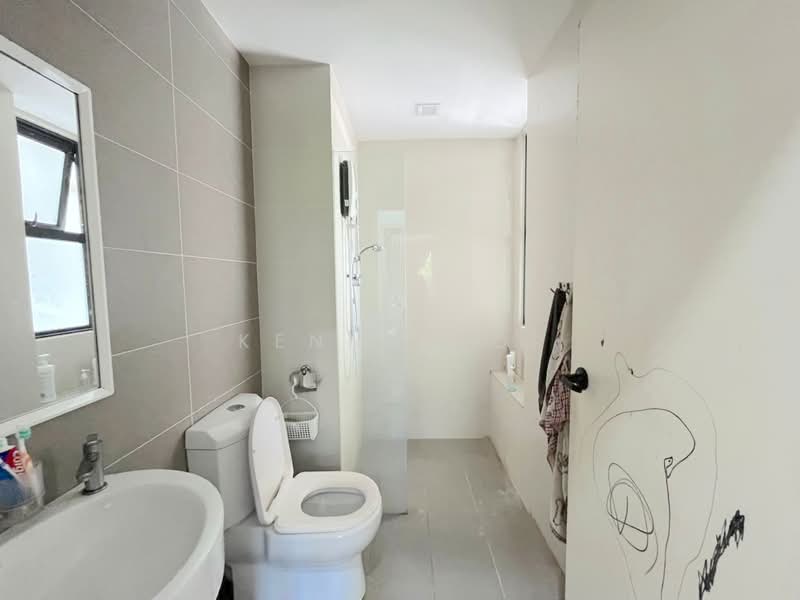 Condominium for Sale at Setia Sky Vista - Kenny Ooi - Bathroom - PropertyGuru.com.my