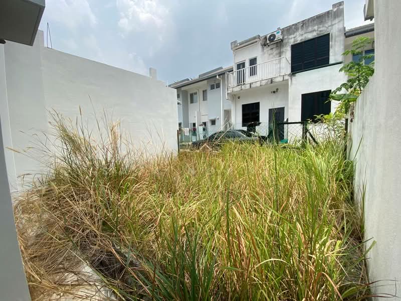 2-storey Terraced House for Sale in Sungai Buloh (Selangor) - Sa'a Nordin - Exterior - PropertyGuru.com.my