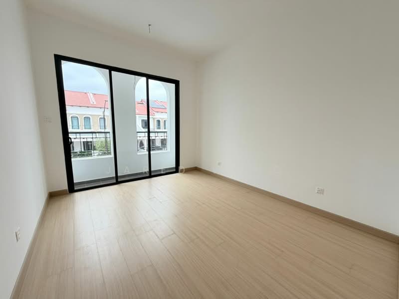 2-storey Terraced House for Sale in Cyberjaya (Selangor) - Jared Wong - Balcony - PropertyGuru.com.my