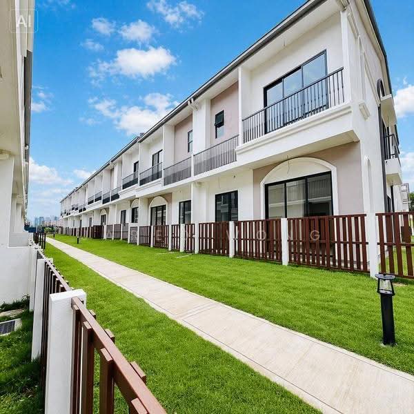 2-storey Terraced House for Sale in Setia Safiro (Cyberjaya) - Jared Wong - Exterior - PropertyGuru.com.my