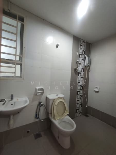 Rumah Teres 2 Tingkat untuk Dijual di Denai Alam (Shah Alam) - Michelle Chong - Bathroom - PropertyGuru.com.my