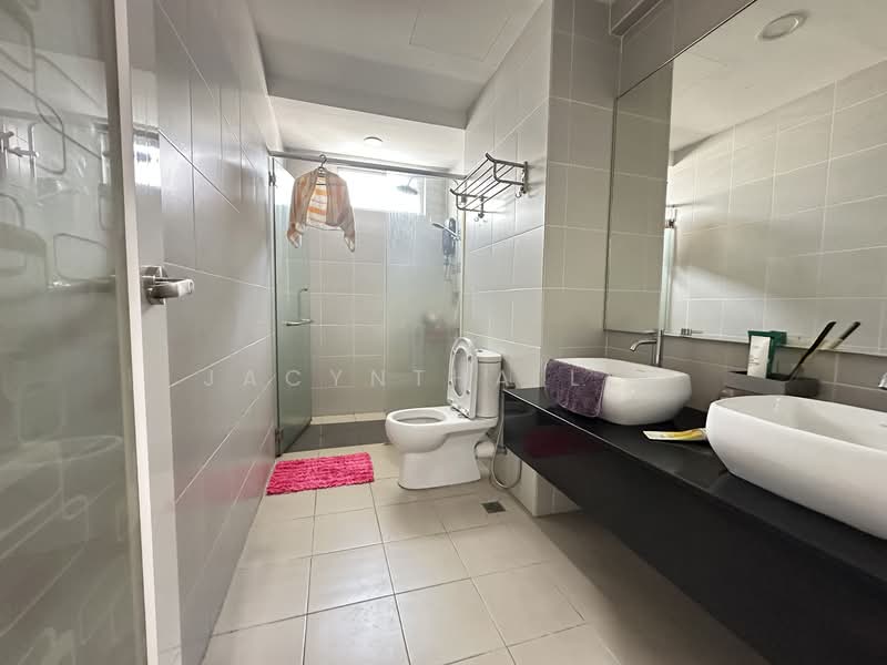 Condominium for Sale at Fiera Vista - Jacyntha Lee - Bathroom - PropertyGuru.com.my