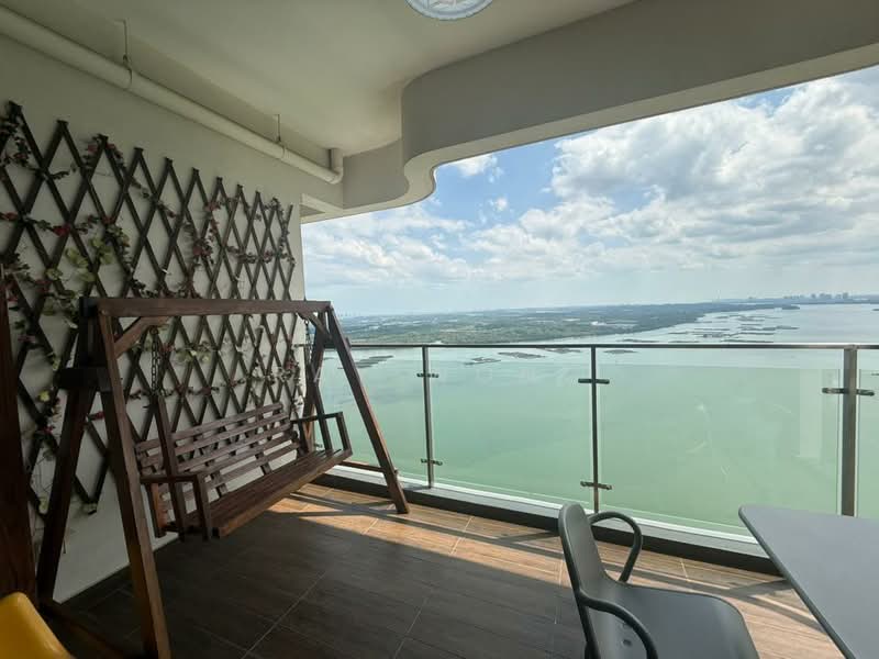 Kondominium untuk Disewa di Royal Strand @ Country Garden Danga Bay - Ray Wong - Balcony - PropertyGuru.com.my