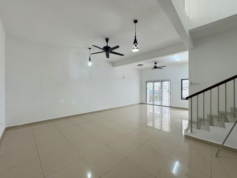 Rumah Teres 2 Tingkat untuk Dijual di Nilai (Negeri Sembilan) - Mohd Faizal - Living Room - PropertyGuru.com.my
