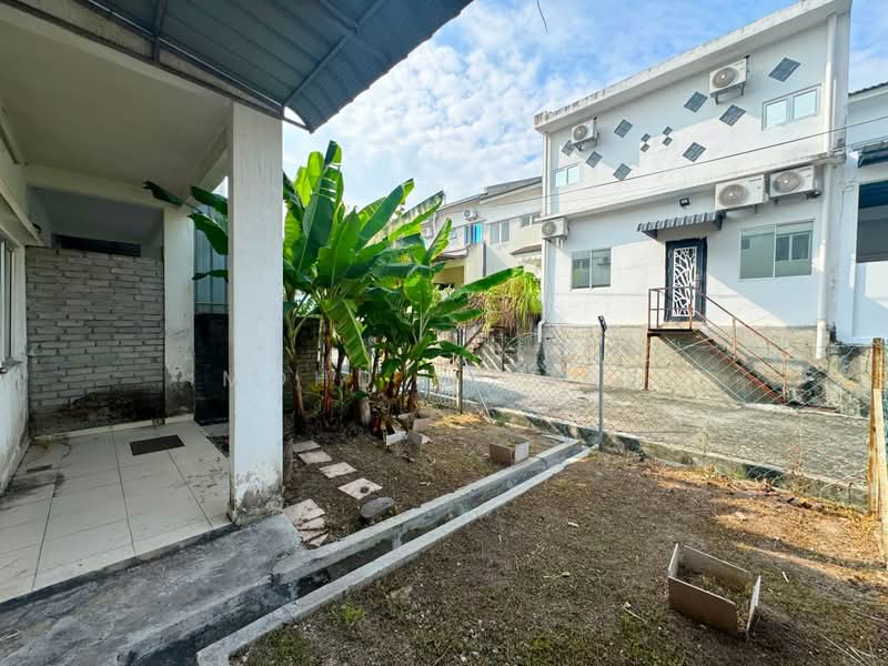 Rumah Teres 2 Tingkat untuk Dijual di Nilai (Negeri Sembilan) - Mohd Faizal - Exterior - PropertyGuru.com.my
