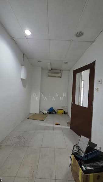 Shop / Office for Rent in Jalan Klang Lama (Old Klang Road) (Kuala Lumpur) - Dylan Kwan - Interior - PropertyGuru.com.my