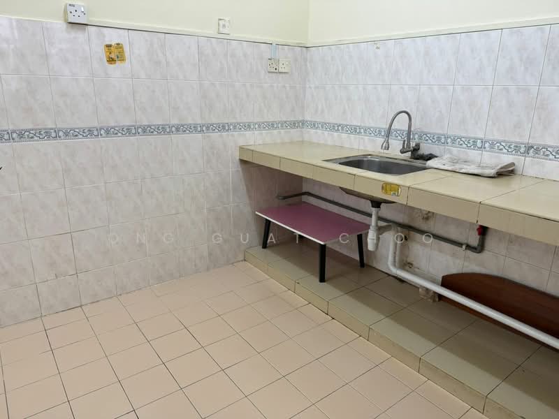 Apartment for Sale at Pangsapuri Sri Alpinia - Ong Guat Choo - Kitchen - PropertyGuru.com.my