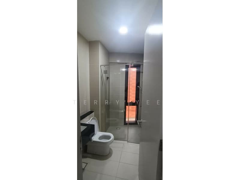 Service Residence for Rent at Sapphire Paradigm - Terry Yee - Bathroom - PropertyGuru.com.my