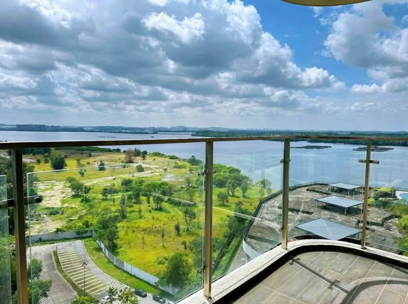 Kondominium untuk Disewa di Bay Point @ Country Garden Danga Bay - Ray Wong - Balcony - PropertyGuru.com.my