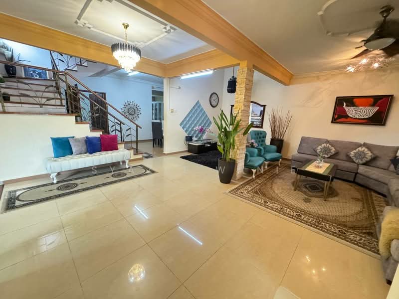 Rumah Teres untuk Dijual di Kajang (Selangor) - Syazue Wanie - Living Room - PropertyGuru.com.my