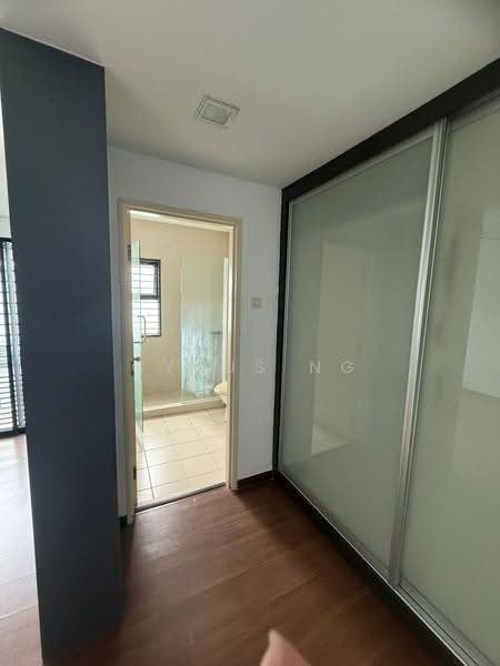 Rumah Teres 3-Tingkat untuk Dijual di Lake Fields (Sungai Besi) - Cyrus Ng - Corridor - PropertyGuru.com.my