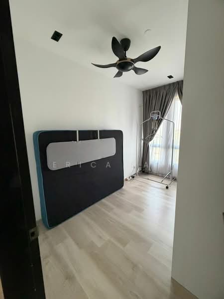 Service Residence for Sale at Kenwingston Avenue - Erica Law - Bedroom - PropertyGuru.com.my