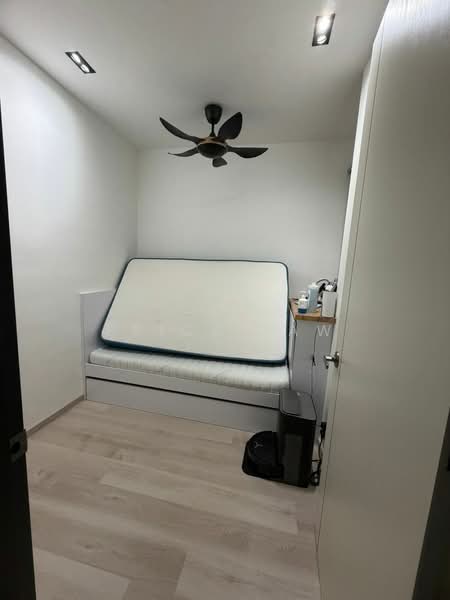 Service Residence for Sale at Kenwingston Avenue - Erica Law - Bedroom - PropertyGuru.com.my