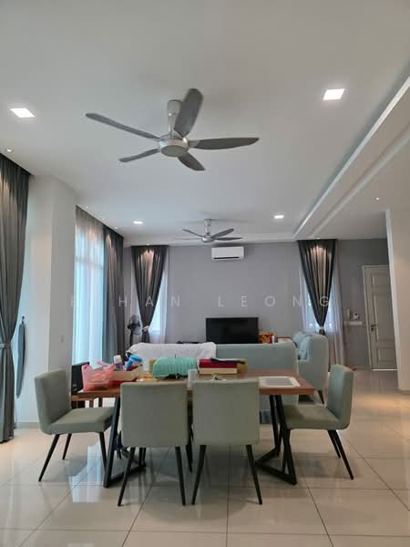 Rumah Kluster untuk Dijual di Eco Majestic (Semenyih) - Ethan Leong - Living Room - PropertyGuru.com.my