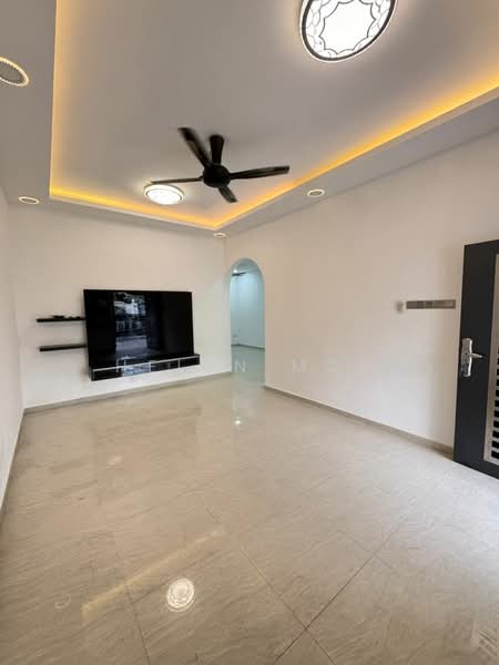2-storey Terraced House for Sale in Johor Bahru (Johor) - Helen Mok - Living Room - PropertyGuru.com.my