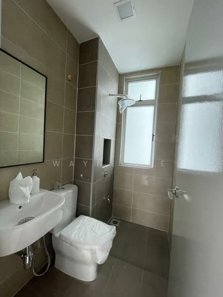 Service Residence for Sale at Akademik Suite - Wayne Lee - Bathroom - PropertyGuru.com.my