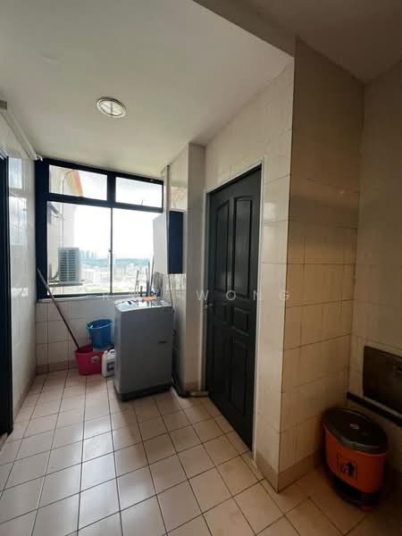 Kondominium untuk Disewa di The Wadihana - Ray Wong - Balcony - PropertyGuru.com.my