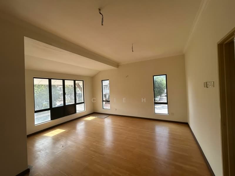Terraced House for Sale in Bandar Kinrara Seksyen 1 (Bandar Kinrara) - Jackie Ho - Living Room - PropertyGuru.com.my