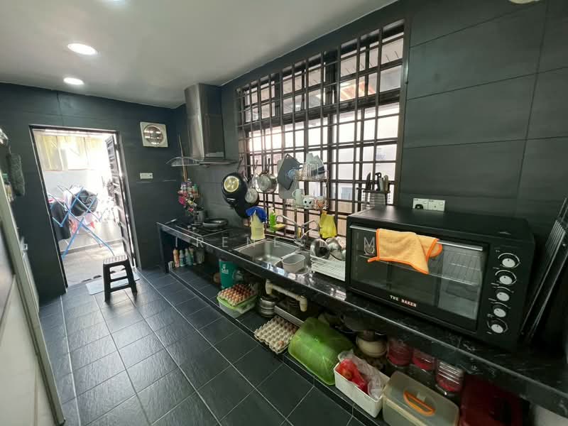 Semi-Detached House for Sale in Taman Perling (Perling) - Irene Lim - Kitchen - PropertyGuru.com.my