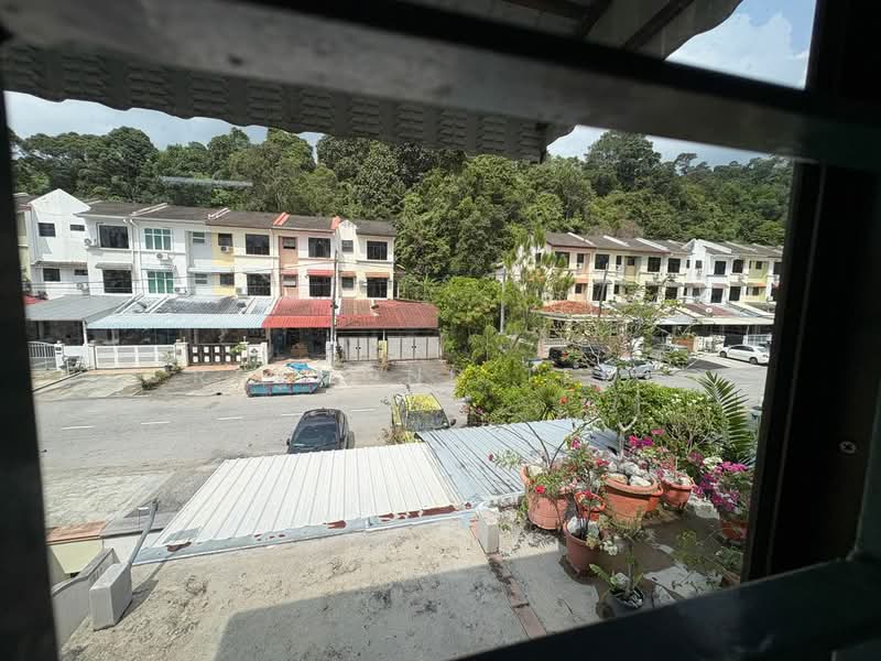 2.5-storey Terraced House for Sale in Sungai Ara (Penang) - Raymond Teoh - Exterior - PropertyGuru.com.my