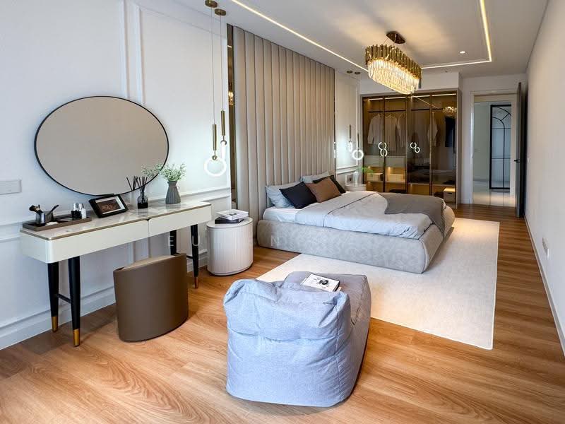 Kondominium untuk Dijual di Cappella Embassy - Eugene So - Bedroom - PropertyGuru.com.my
